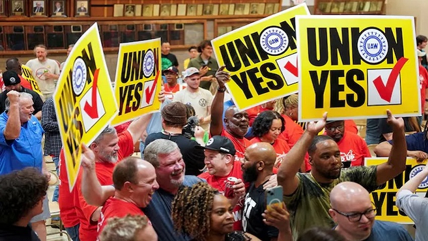 Los trabajadores de los Estados Unidos procuran organizarse en sindicatos. Foto: Reuters.