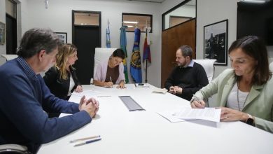 Photo of Mayra firmó un convenio entre el municipio de Quilmes y la Universidad Nacional de La Plata