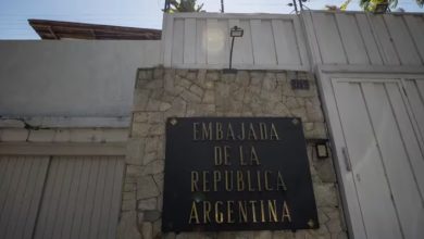 Photo of Venezuela denunció un plan desestabilizador desde la Embajada argentina