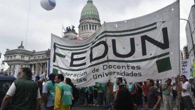 Photo of Paro de 48hs y movilización en contra de la Ley Bases