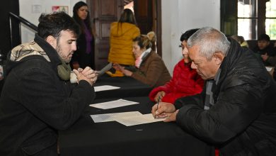 Photo of Con el fin de garantizar la vivienda digna, el Municipio de Tigre realizó la firma de escrituras a 34 familias del distrito