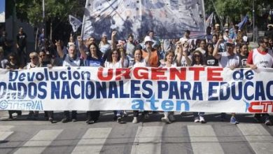 Photo of NEUQUÉN: Docentes llevan 38 días de paro