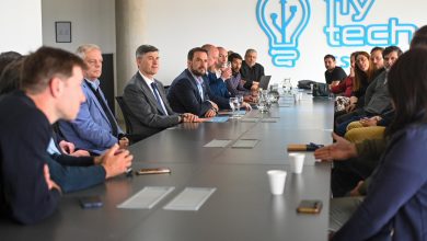 Photo of Polo Fly Tech: Sujarchuk y el intendente de Córdoba participaron de una mesa de trabajo con empresarios del rubro tecnológico