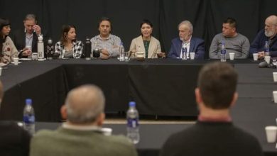 Photo of MAYRA MANTUVO UN ENCUENTRO PARA REFORZAR EL TRABAJO EN CONJUNTO CON EL CONSEJO UNIDO DE PASTORES DE QUILMES