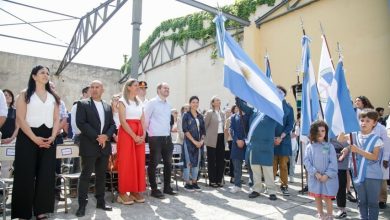 Photo of MAYRA ACOMPAÑÓ A LA ESCUELA TÉCNICA Nº 2 “PAULA ALBARRACÍN DE SARMIENTO” EN EL 75º ANIVERSARIO DE LA INSTITUCIÓN