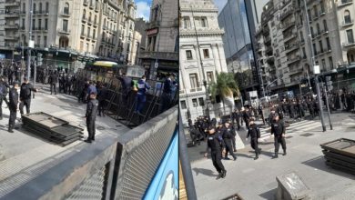 Photo of Veto a las universidades: así las fuerzas de seguridad “protegen” el Congreso