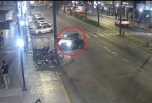 Photo of Arrastró a una mujer con el auto, la dejó tirada y huyó: el COT lo persiguió y terminó detenido