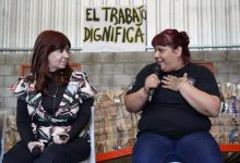 Photo of Cristina reinvindicó a Natalia Zaracho y a los cartoneros