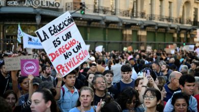 Photo of UNIVERSITARIOS VUELVEN A LAS CALLES