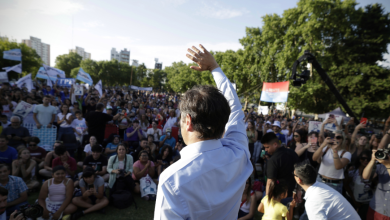 Photo of Kicillof: “Tenemos la obligación de ponernos al hombro la construcción de un espacio que represente una alternativa de futuro”