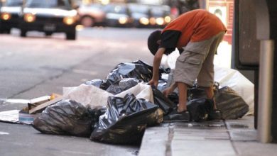 Photo of Nadie puede servir a dos señores» Curas en Opción por las y los Pobres