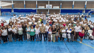 Photo of CASCALLARES Y JAVIER ALONSO ENTREGARON RECONOCIMIENTOS A 200 TRABAJADORAS VECINALES DE ALTE BROWN