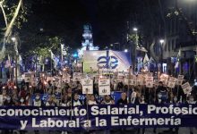 Photo of CABA: Sindicato de Enfermería escrachó a “diputados panqueques” en la Legislatura