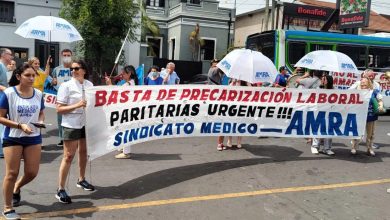 Photo of MÉDICOS BONAERENSES RECLAMAN AL GOBIERNO REAPERTURA DE PARITARIAS