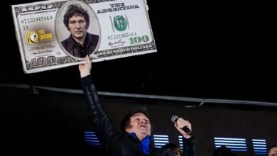 Photo of Valerdi alertó por el “dólar artificial” y la venta de inmuebles del Estado: “Lo están reventando”