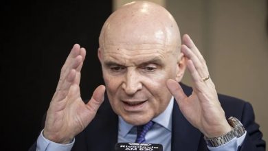 Photo of Espert, en la mira por mantener paralizada la comisión de Presupuesto