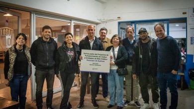 Photo of MAYRA FIRMÓ UN ACUERDO CON EL CLUB QUILMES OESTE PARA LA CONSTRUCCIÓN DE UN SALÓN DE USOS MÚLTIPLES
