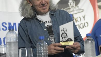 Photo of PREMIO PARA PABLO LLONTO: «DIEGO MARADONA, MEMORIA Y PERIODISMO CON COMPROMISO»