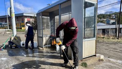 Photo of UISE AVANZA CON LA LIMPIEZA Y MANTENIMIENTO DE LAS GARITAS DE COLECTIVOS EN USHUAIA