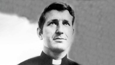 Photo of Juan Carlos Schmid reivindicó al PADRE MUGICA: “Debemos TOMAR SU EJEMPLO y ponernos al servicio de los demás”