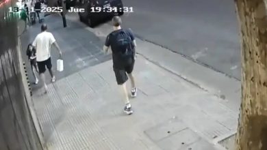 Photo of VIDEO: un joven de 22 años pateó a una nena de 7 en la calle