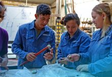 Photo of Más de 25 mil vecinas y vecinos se capacitan cada año en cursos de oficios con salida laboral en La Matanza