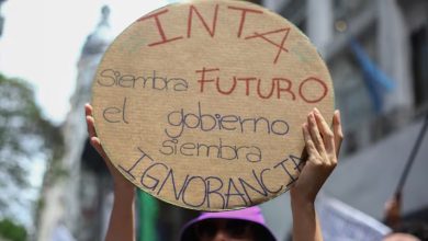 Photo of Ex ministros DENUNCIAN un “NEGOCIADO” con VENTA de TIERRAS del INTA