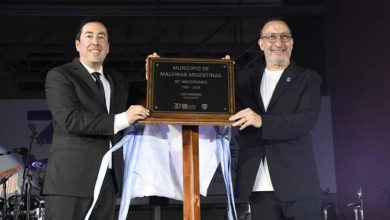 Photo of MALVINAS ARGENTINAS celebró su 30° ANIVERSARIO con un EMOTIVO acto junto a BAGLIETTO Y VITALE