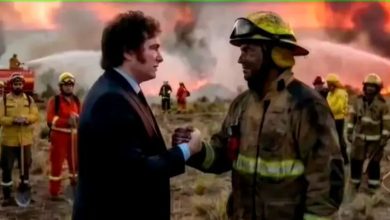 Photo of MILEI TRUCÓ con IA una FOTO para agradecer a los BOMBEROS de la PATAGONIA