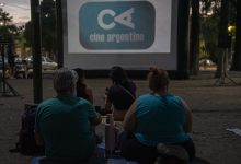 Photo of CIENTOS DE VECINOS DISFRUTARON DE UNA NUEVA JORNADA DE «CINE DE VERANO» EN ALTE BROWN