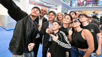Photo of KICILLOF dio INICIO al CICLO LECTIVO en AVELLANEDA: “APOSTANDO a la EDUCACIÓN”