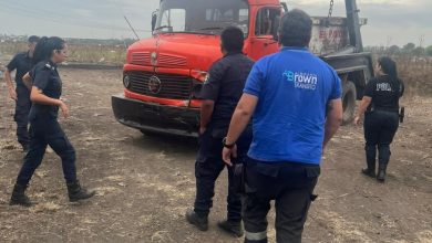 Photo of EL MUNICIPIO DE ALTE BROWN SECUESTRÓ UN CAMIÓN QUE ARROJABA RESIDUOS EN EL ESPACIO PÚBLICO
