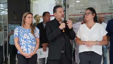 Photo of Menéndez inauguró nuevos servicios en el Hospital Eva Perón