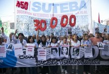 Photo of SUTEBA GRITÓ PRESENTE POR LOS/AS 450 DOCENTES DETENIDOS/AS DESAPARECIDOS/AS