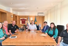 Photo of Larroque y Echarren firmaron convenios para Castelli