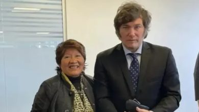 Photo of “PLATO FINO”: una SENADORA LIBERTARIA DEFENDIÓ el CONSUMO de CARNE de BURRO