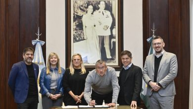 Photo of KICILLOF y CUATTROMO firmaron LEASINGS por más de $4.019 MILLONES con MUNICIPIOS BONAERENSES