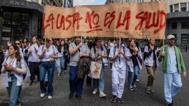 Photo of En defensa de la Salud Pública Convocan a una Marcha Federal en rechazo a los recortes del Gobierno de Milei