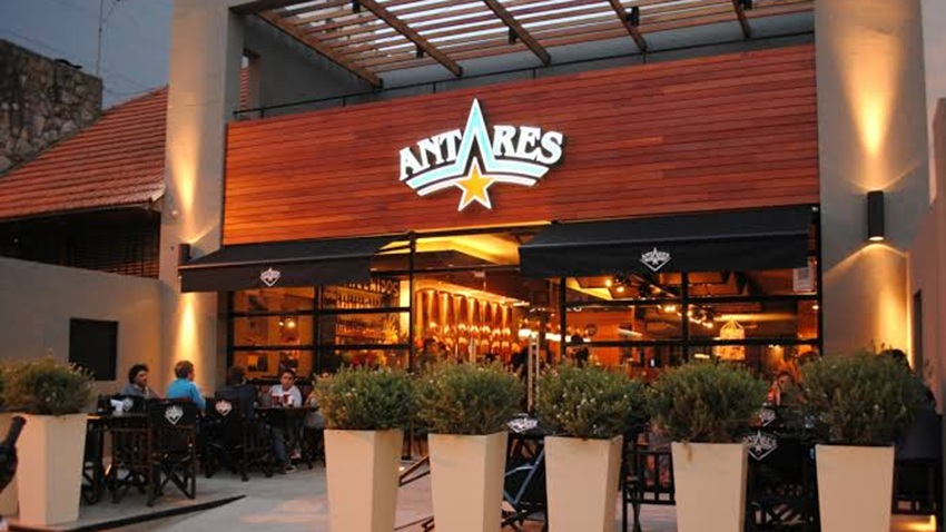 Antares-cervecería-local