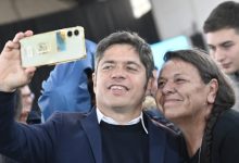 Photo of CASA PROPIA: KICILLOF entregó ESCRITURAS GRATUITAS a familias de RAMALLO
