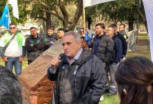 Photo of Juan Carlos Schmid: “Es bueno recordar, pero es mejor comprometerse con la historia”
