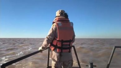 Photo of Buscan una embarcación con cinco tripulantes en el Río de la Plata