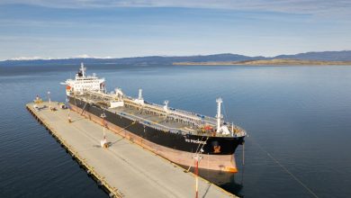 Photo of Buque petrolero de la Corona británica amarra en Ushuaia tras la intervención libertaria