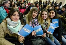 Photo of Desafección política en el Conurbano: el 61% de los jóvenes vulnerables no se identifica con ningún dirigente