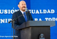 Photo of Gobernador Gildo Insfrán: «Nosotros somos federales y peronistas, no comunistas como acusa Milei»